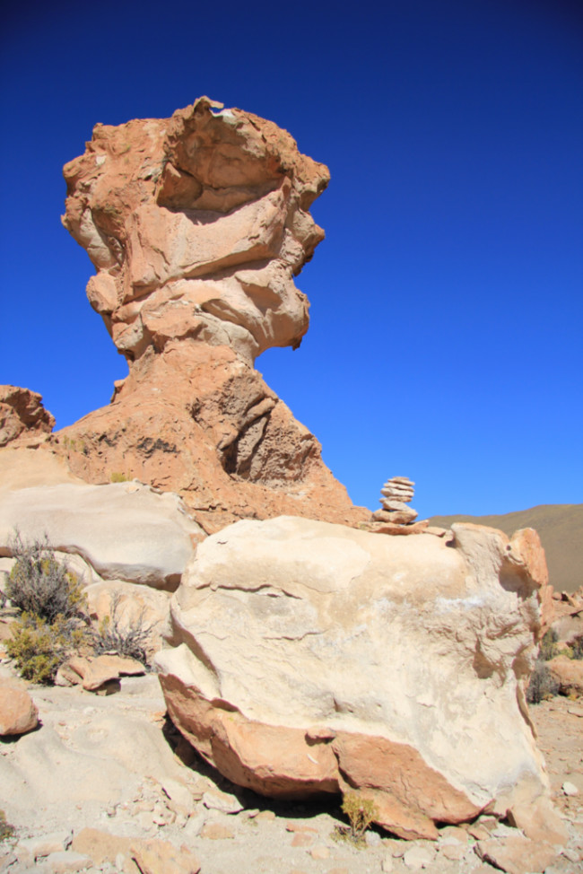 Bolivia salt flats_salvador dali arbol de piedra rocks